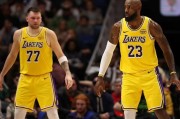 湖人三大败因出炉，东契奇看清现实！斯玛特话里有刺，老詹真尽力